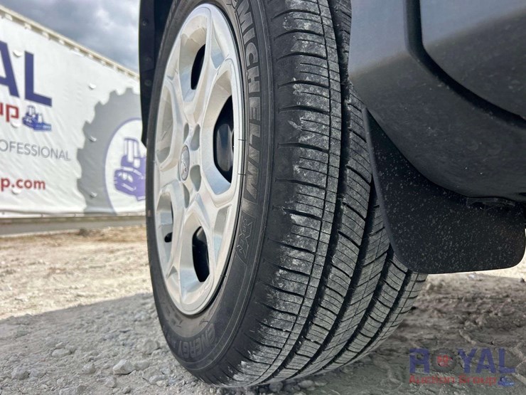 2019-ford-escape-image-28