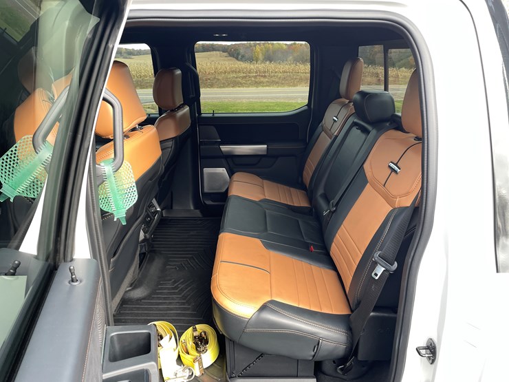 2023-ford-f450-platinum-image-46