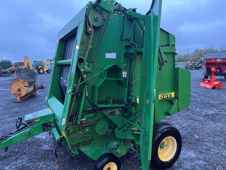 john-deere-566-image-10