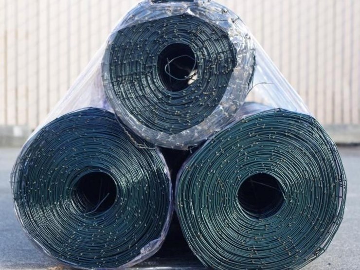 [3]-aboss-5'-x-100'-rolls-wire-mesh-fencing,-square-opening-is-approx.-2.4"-x-2.4"-image-3