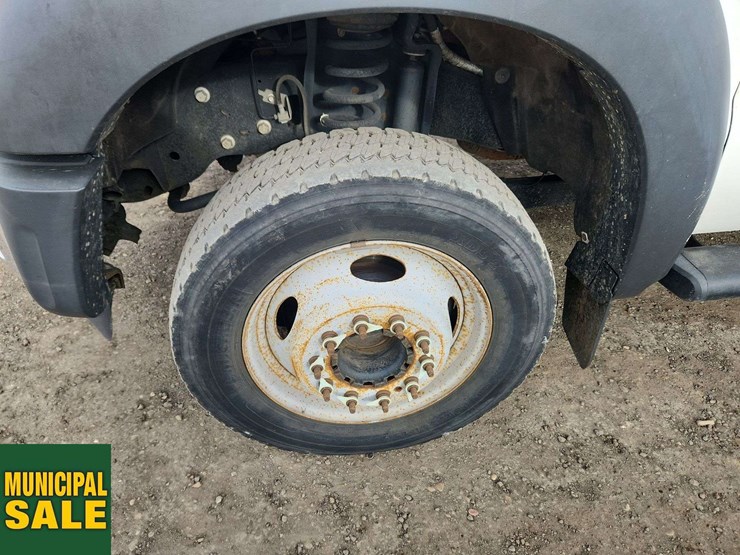 2015-ford-f450-image-13