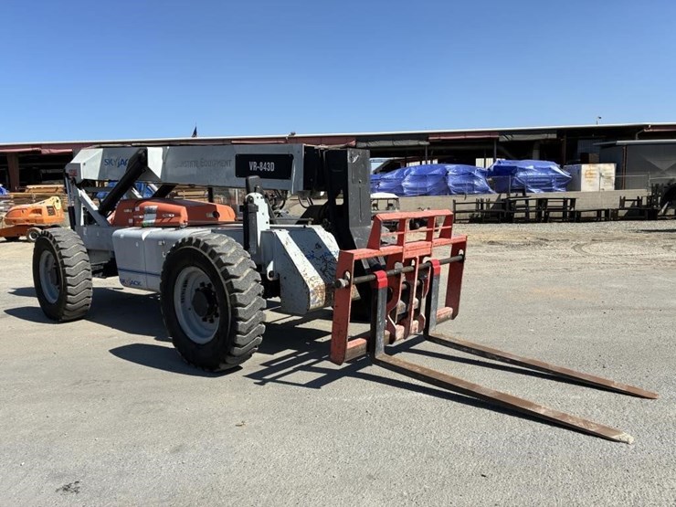 2012-skyjack-vr843d-image-2