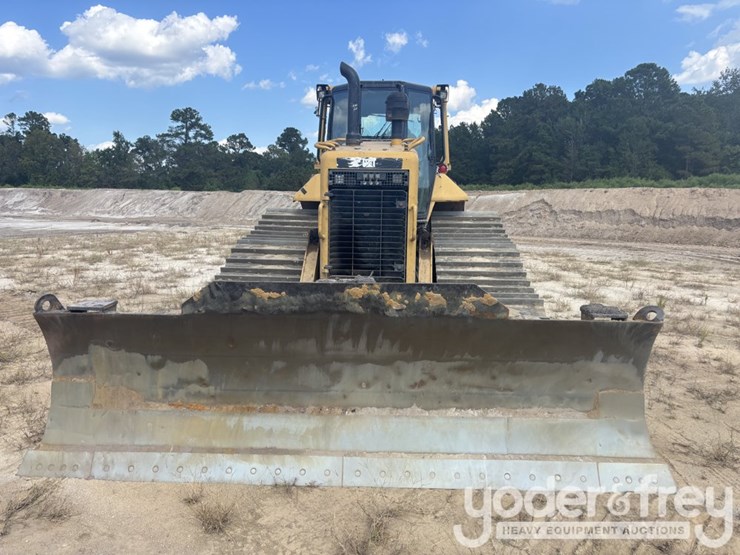 2013-caterpillar-d6n-lgp-image-8