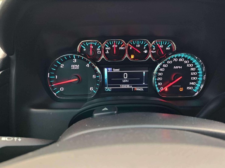 2019-chevrolet-tahoe-image-18