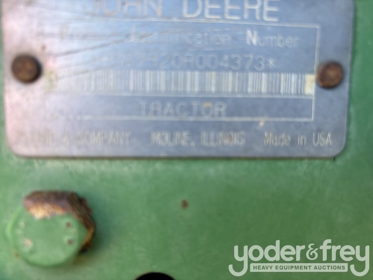 2004-john-deere-7320-image-10