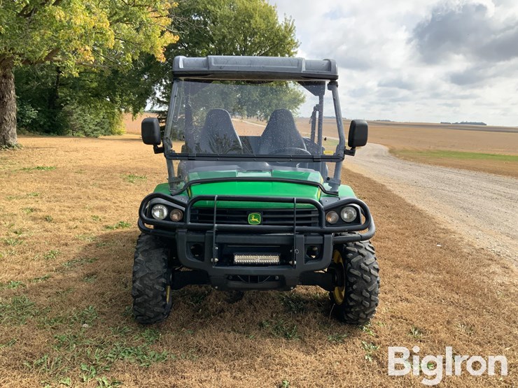 2014-john-deere-825i-utv-image-8