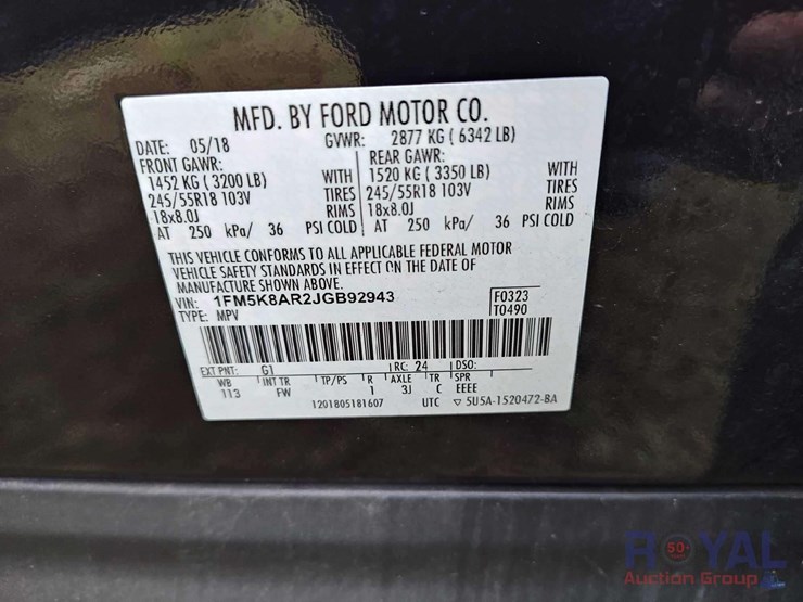 2018-ford-explorer-image-40