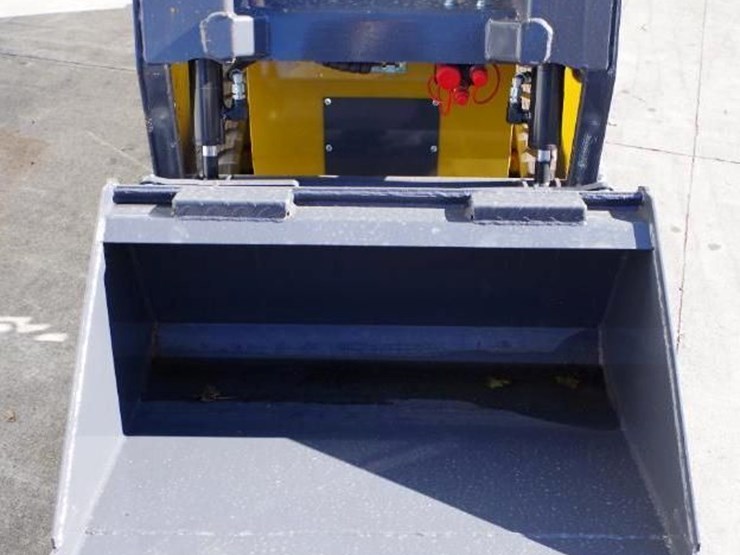 2025-cfg-industrial-skid-steer-loader-w/-cab,-rato-gasoline-engine,-30hp,-36"-bucket,-m/n-tk35r-image-5