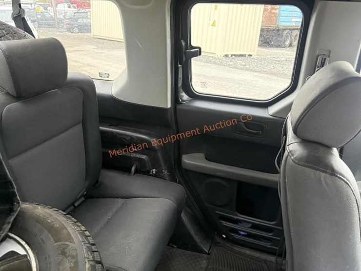 2003-honda-element-image-17