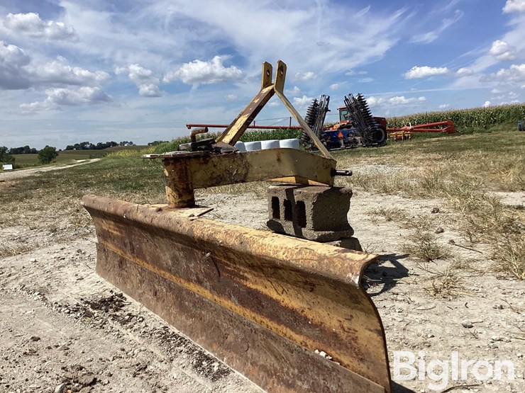 6'-3-pt-rear-blade-image-15