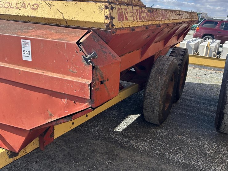 new-holland-306-image-3