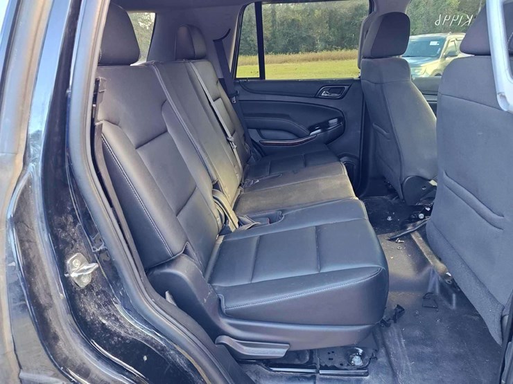 2019-chevrolet-tahoe-image-26