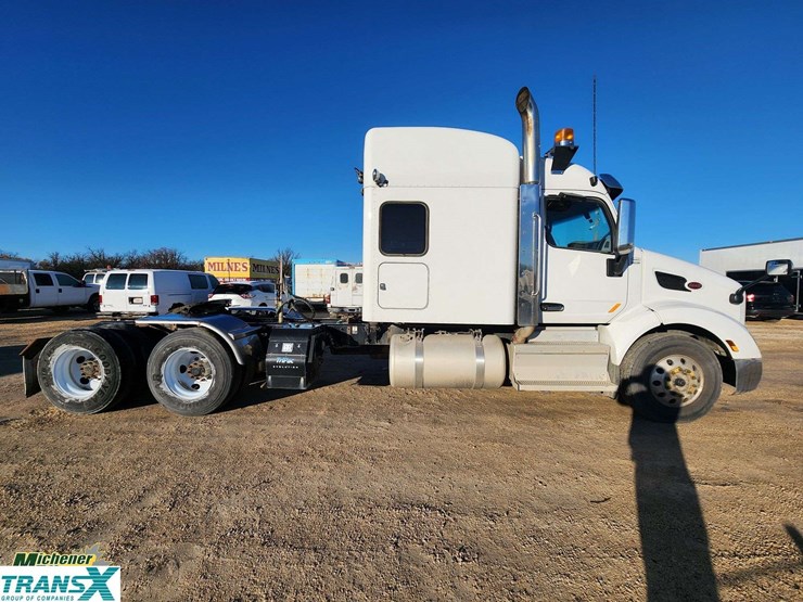 2020-peterbilt-579-image-5