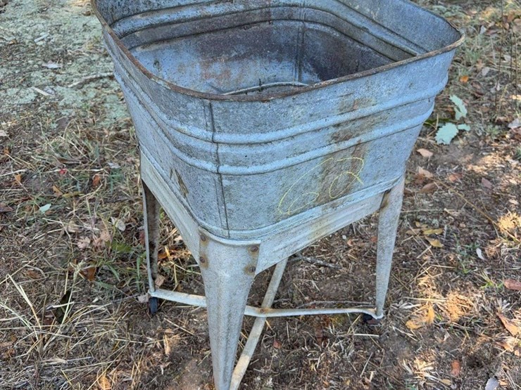 galvanized-tub-image-1