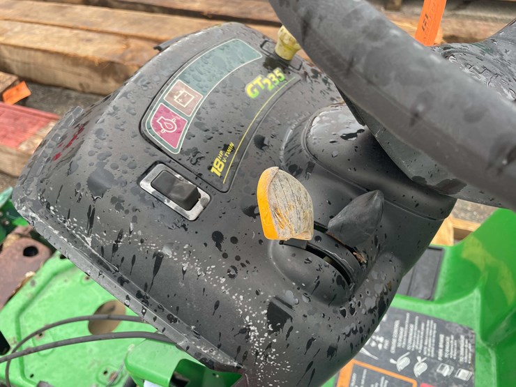 john-deere-gt235-image-20