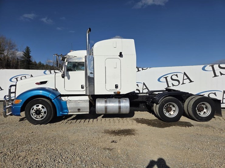 2007-peterbilt-386-image-2