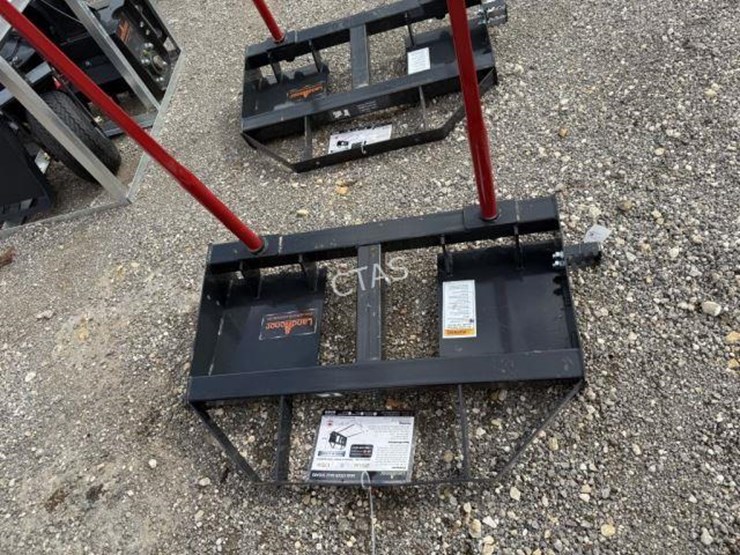 #78-•-skid-steer-bale-spears---model:-bs-12-2500g-image-2