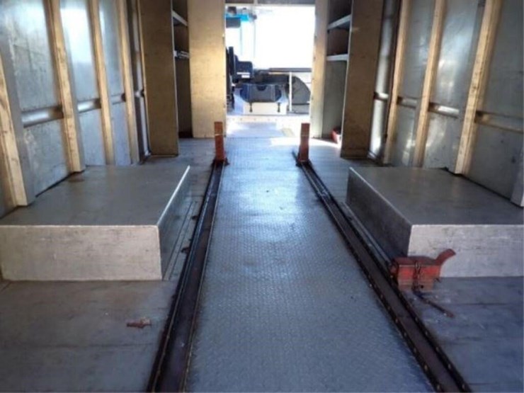 2015-freightliner-mt55-image-45