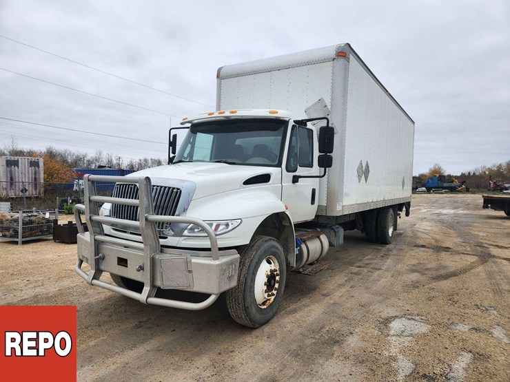 2016-international-durastar-4300-image-1