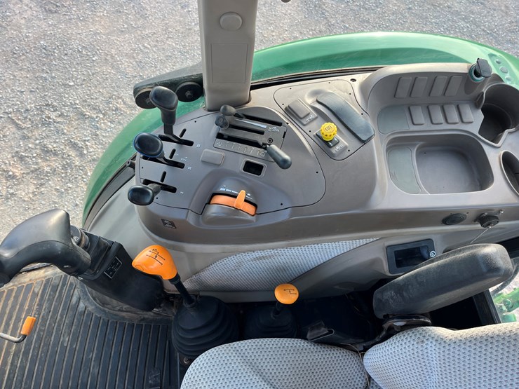 2018-john-deere-5100e-image-15