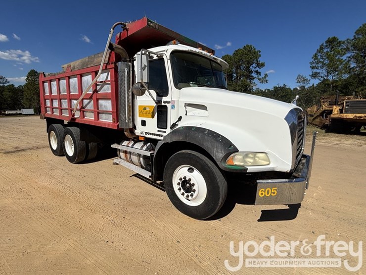 2007-mack-ct713-image-7