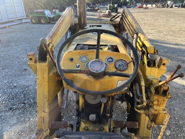 massey-ferguson-40-image-12