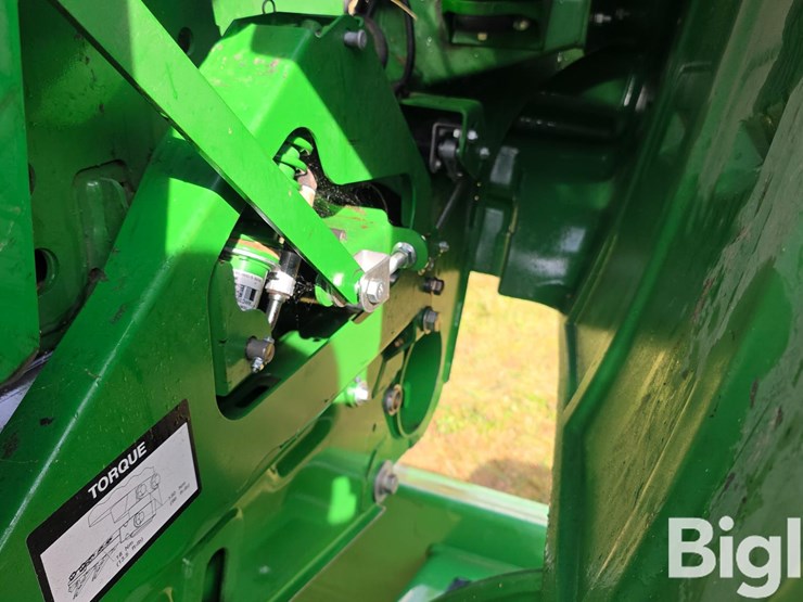 2018-john-deere-645fd-image-10