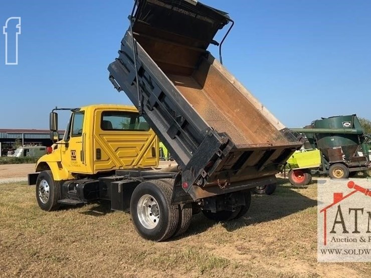 2007-international-workstar-7300-image-4