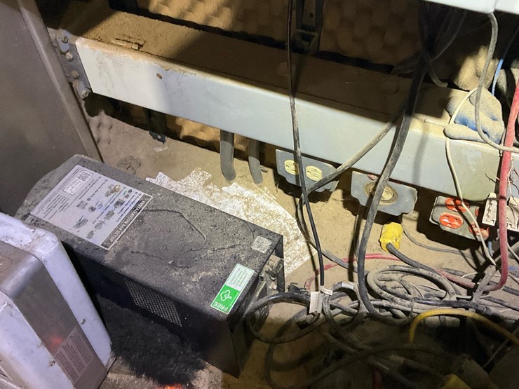 #100-•-cleereman-carriage-image-15