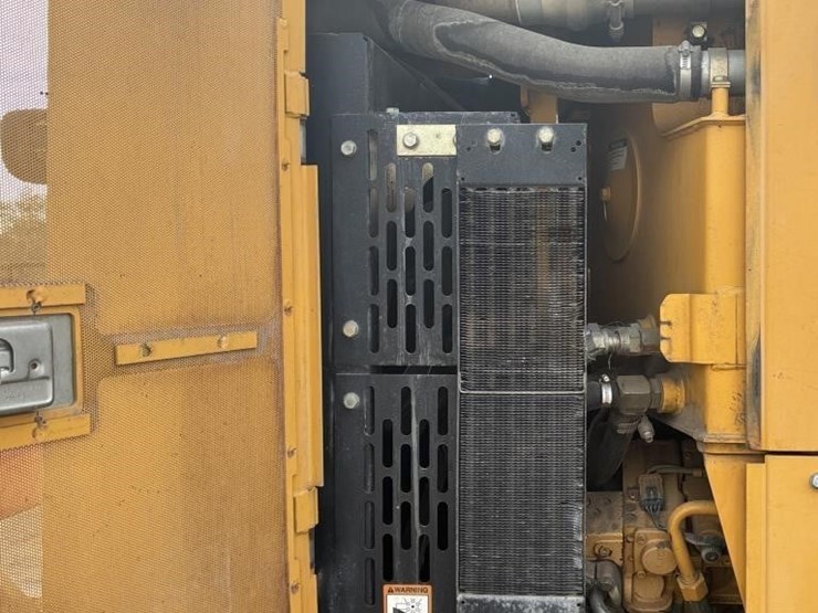 2008-deere-772d-image-17