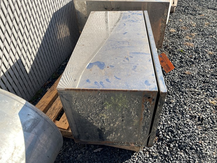 #5677-•-buyers-truck-mount-toolbox-image-3