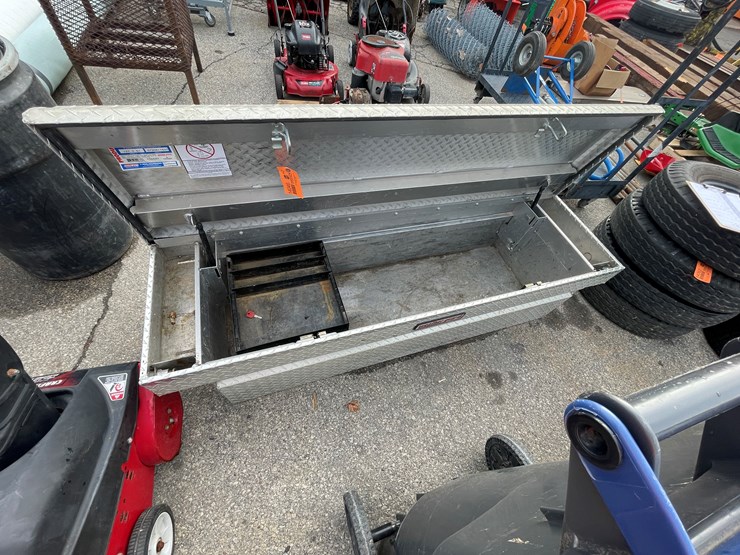 #14046-•-truck-tool-box-(o4)-image-2