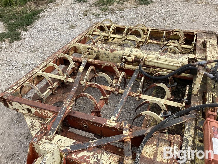 small-bale-accumulator-image-18