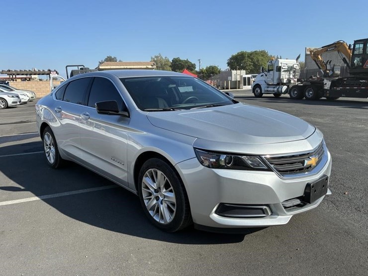 2019-chevrolet-impala-sedan-image-2