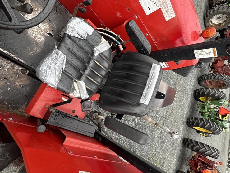 2005-massey-ferguson-491-image-26
