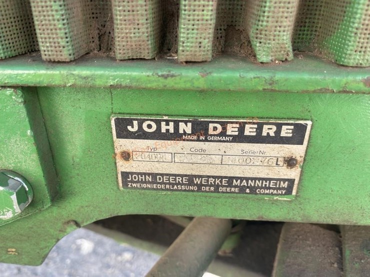 john-deere-2040-image-21