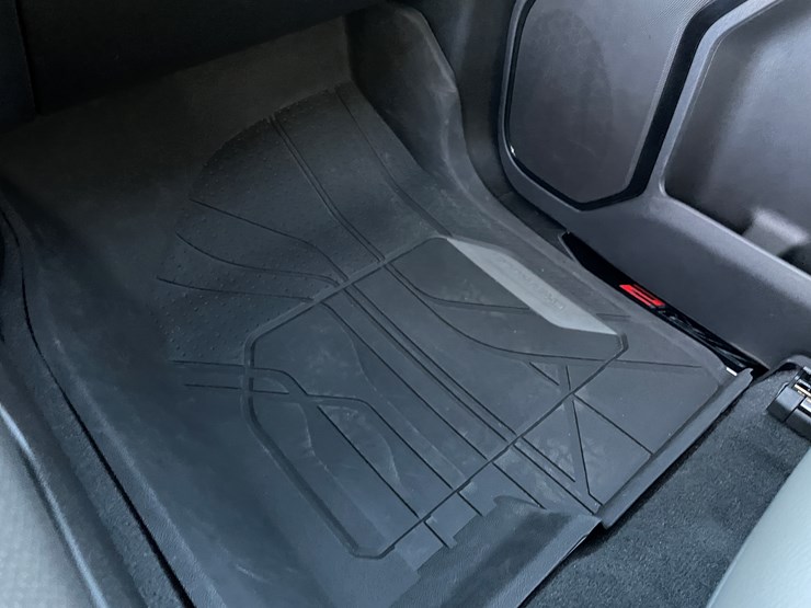 2025-chevrolet-silverado-image-62