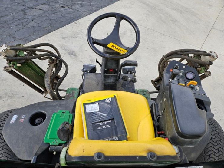 john-deere-3225c-image-25