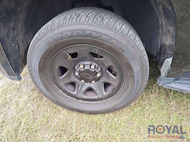 2019-chevrolet-tahoe-image-33