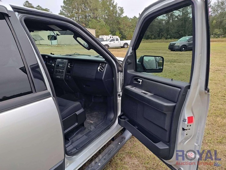 2017-ford-expedition-image-22