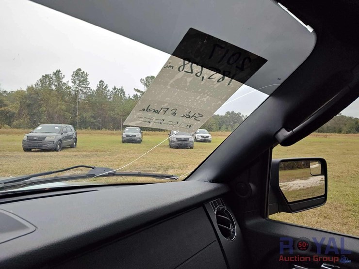 2017-ford-expedition-image-25