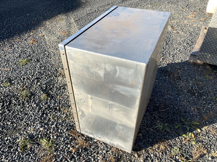 #5673-•-unused-protech-truck-mount-toolbox-image-5