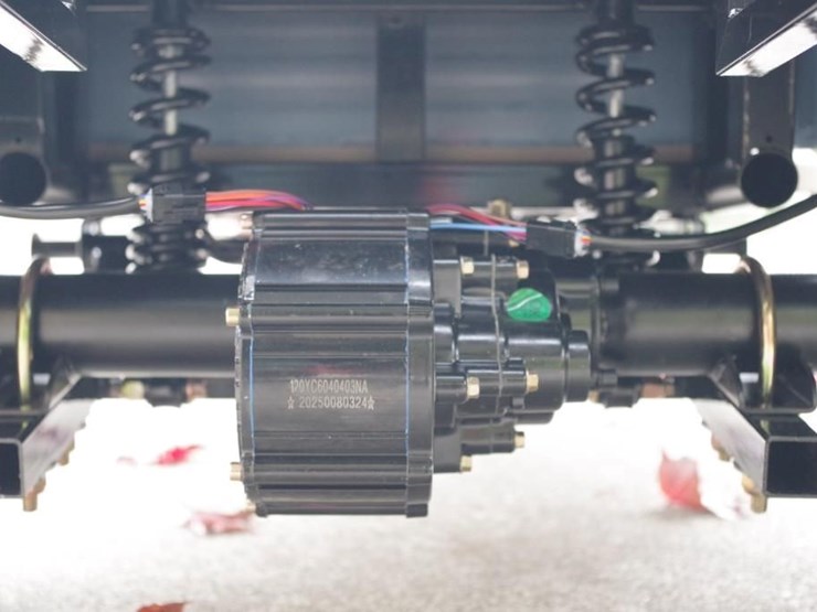 black-gold-electric-leisure-tricycle/mini-tourist-car/mini-golf-cart,-blue,-unused,-assembled-image-11