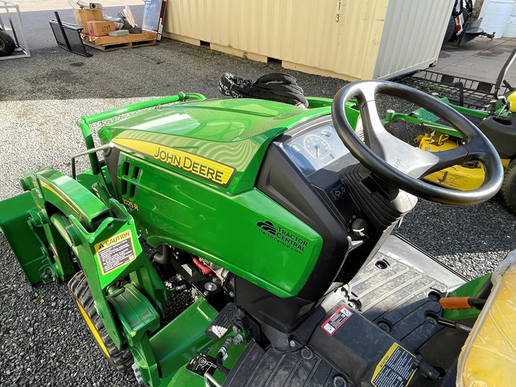 2024-john-deere-1025r-image-20