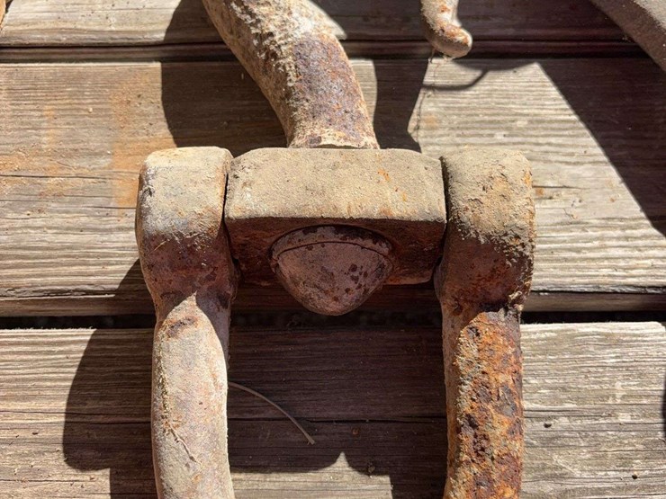 large-swivel-hook-image-1