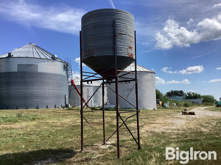 13'-tall-grain-storage-image-1
