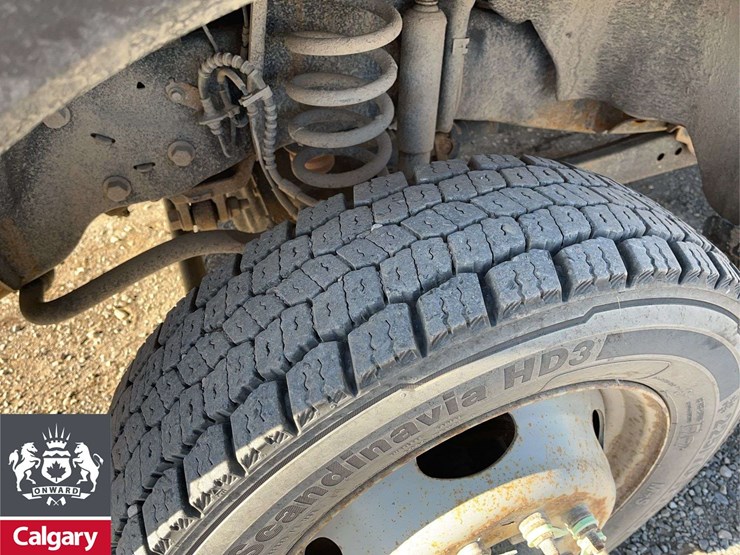 2017-ford-f550-image-7