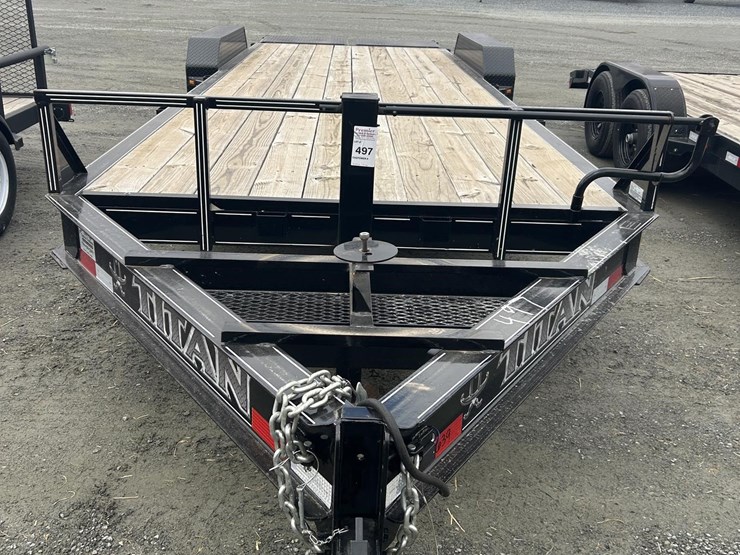 2022-titan-trailer-image-2