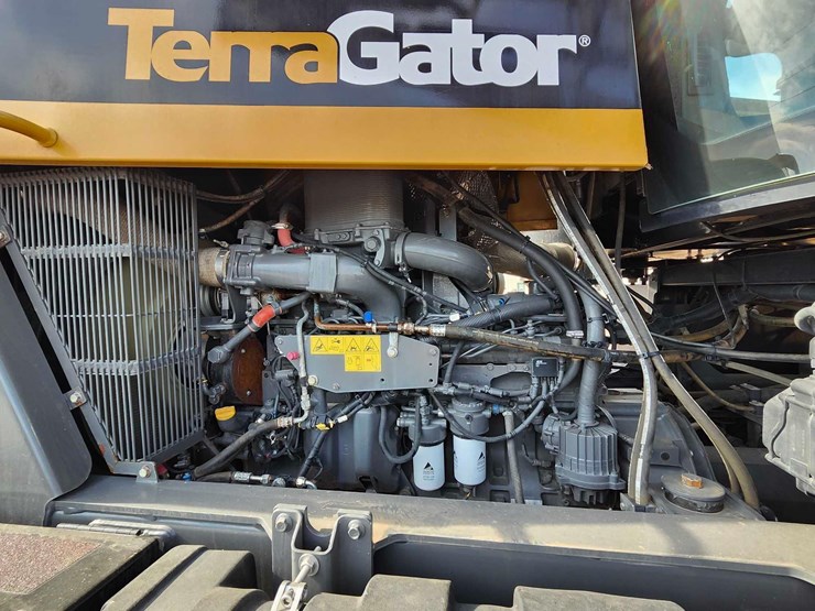 2018-agchem-9300b-terragator-image-20