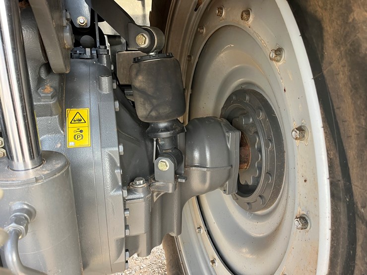 2017-challenger-1042-image-15